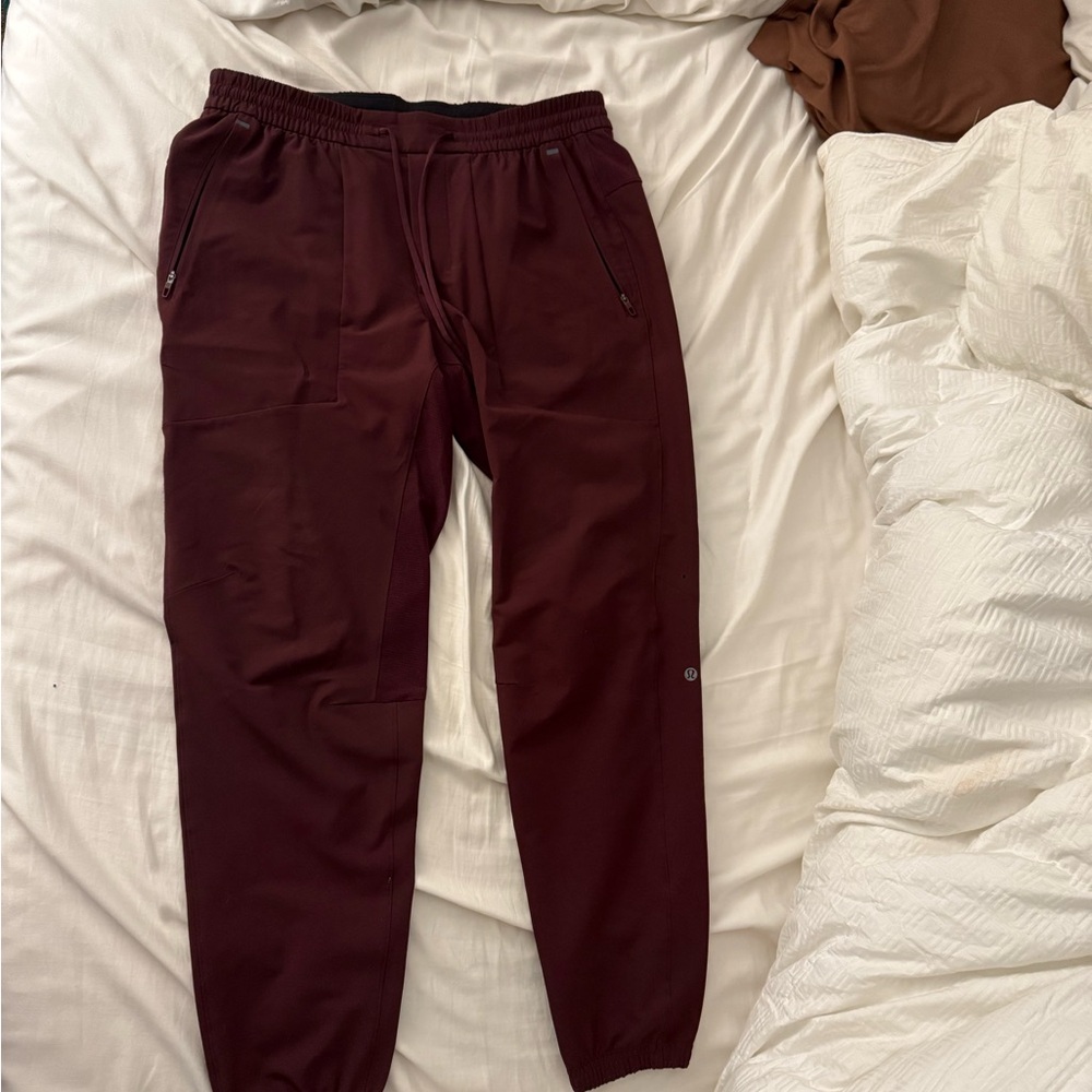 Lululemon Men's License to Train Jogger